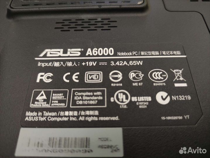 Ноутбук asus
