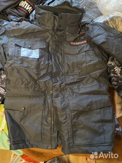 Форма полиции много в одни руки