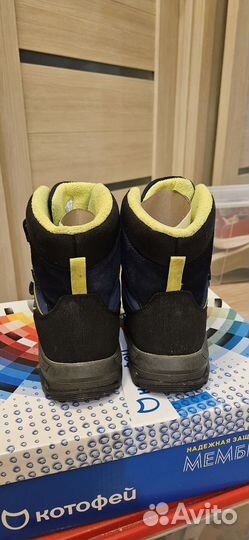 Ботинки зимние Котофей 35 р