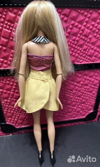 Кукла барби
