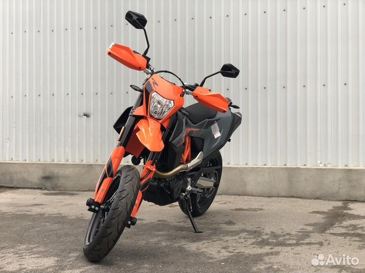 KTM 690 SMC R новый в наличии