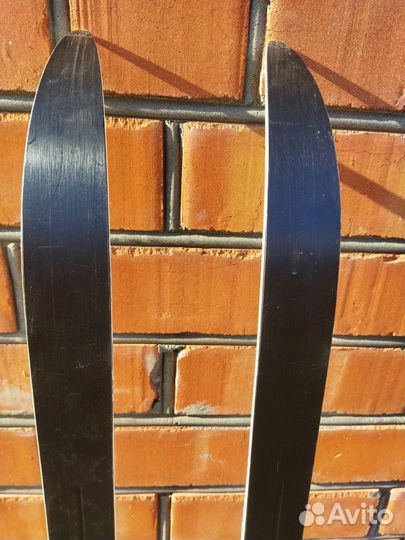 Беговые лыжи