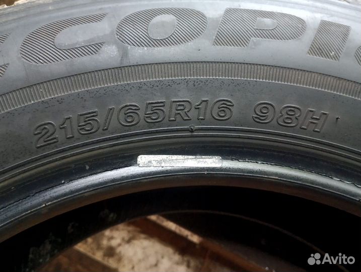 Bridgestone Ecopia EP850 215/65 R16 98H