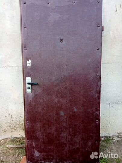 Дверь входная металлическая уличная