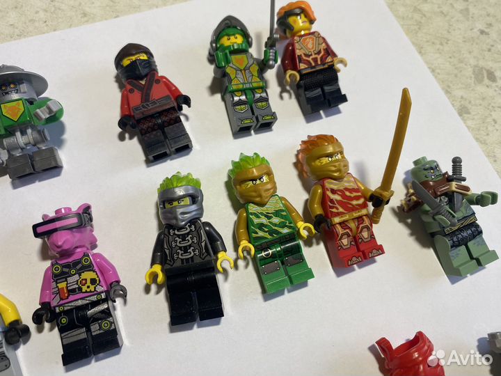 Lego фигурки