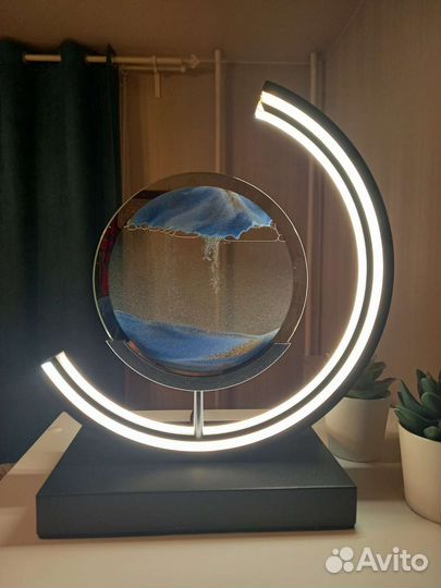 Светильник дизайнерский с эффектом песочных часов