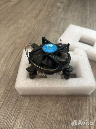 Intel celeron g3930 + box куллер