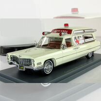 Кадиллак Cadillac Ambulance Скорая помощь Neo 1:43