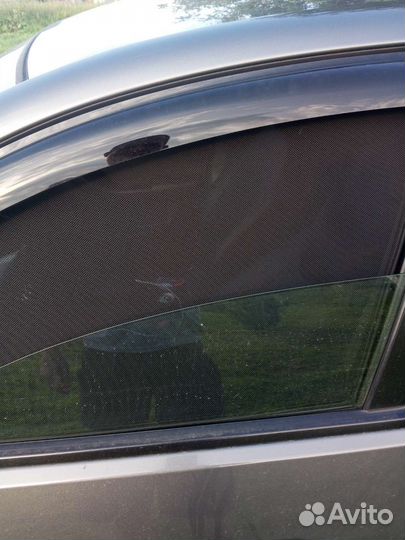 Продам шторки на hyundai елантру 2006-2009