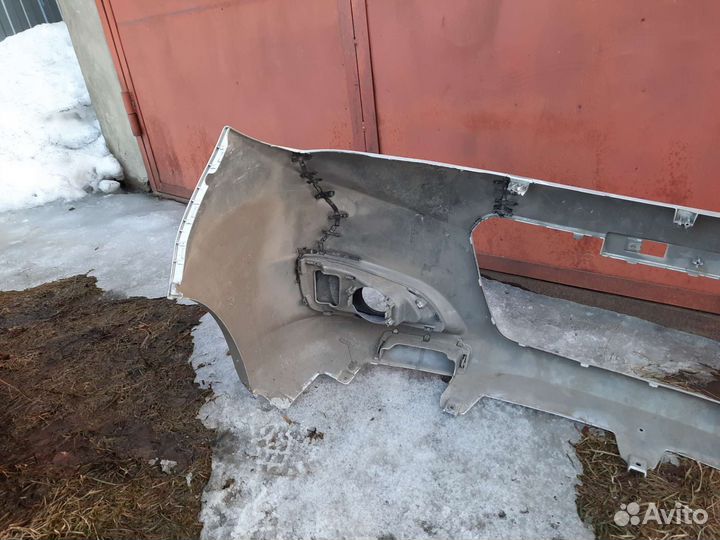 Бампер передний Suzuki solio