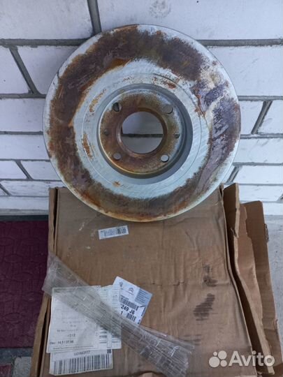 Диск передний тормозной 4249 J6