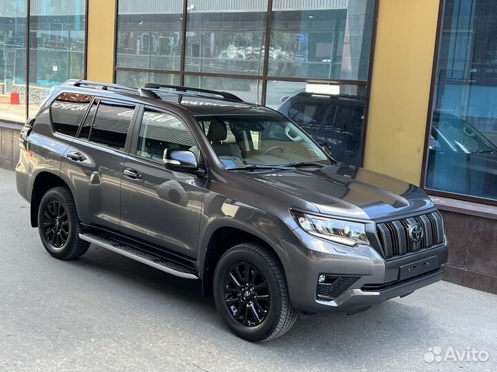 Toyota Land Cruiser Prado 2.8 AT, 2022, 32 км