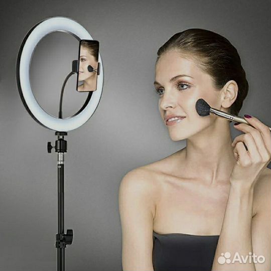 Кольцевая лампа