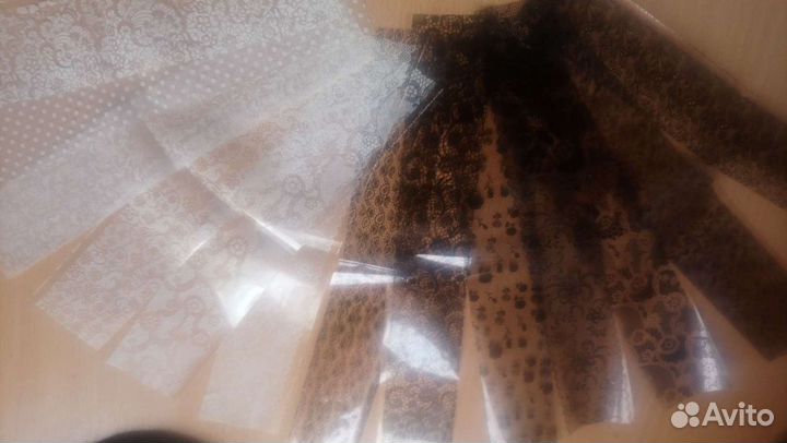 Галографические наклейки на ногти