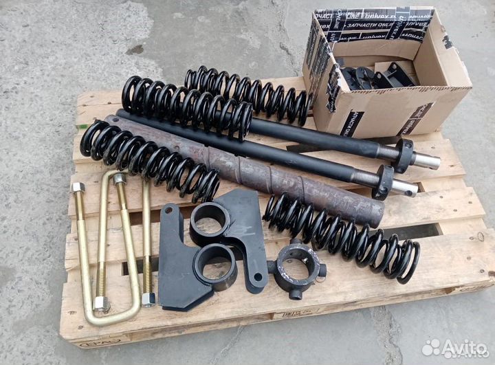 Механизм подъема опускания трапа чмзап