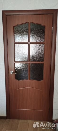 Двери межкомнатные б/у