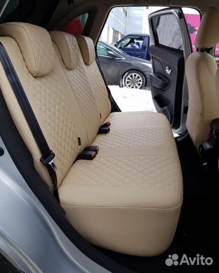 Чехлы из экокожи и алькантары на LADA Xray бежевые