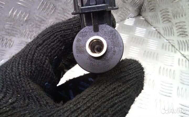 Форсунка топливная Ford Focus/Focus RS/Focus ST