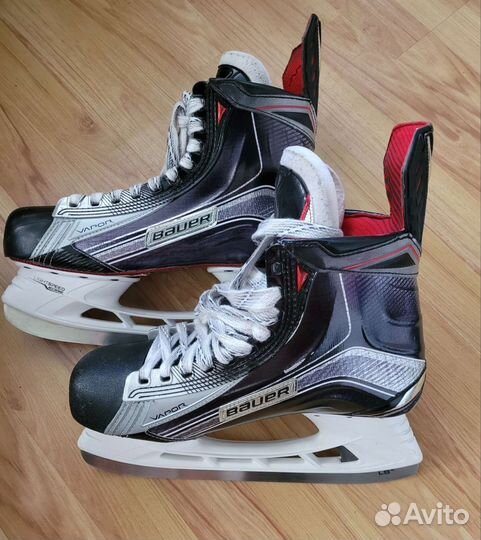 Хоккейные коньки bauer