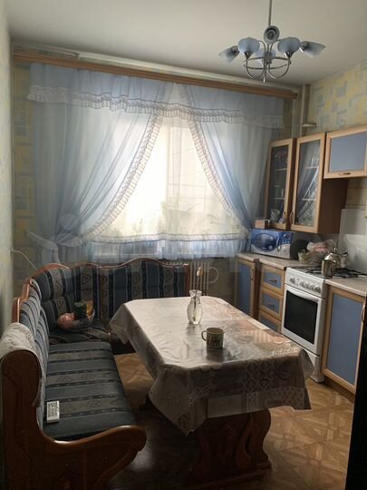 4-к. квартира, 102 м², 2/9 эт.