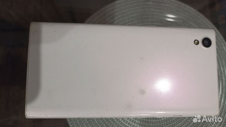 Sony Xperia L1, 2/16 ГБ