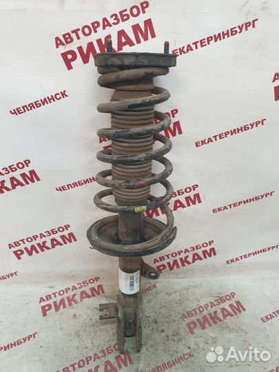 Стойка задняя левая Hyundai Matrix FC G4GB 2002