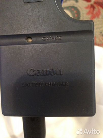 Зарядное устройство Canon (для фотоаппарата и др.)