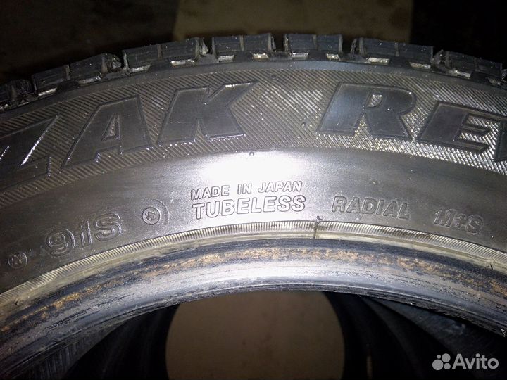 Bridgestone Blizzak Revo GZ 205/55 R16