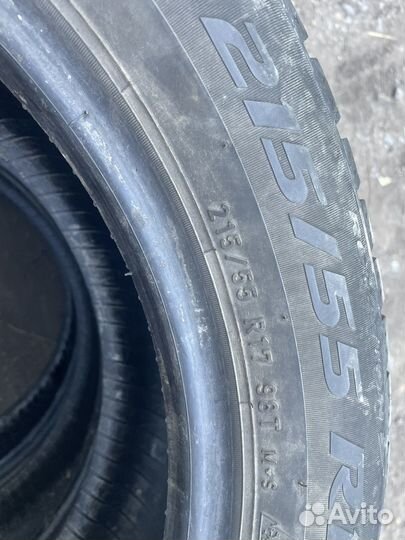 Pirelli Ice Zero 215/55 R17