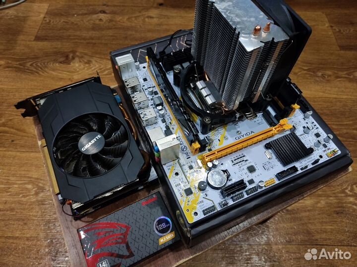 Комплект X99, Xeon 2640 V4, 20 потоков, 16 Gb DDR4