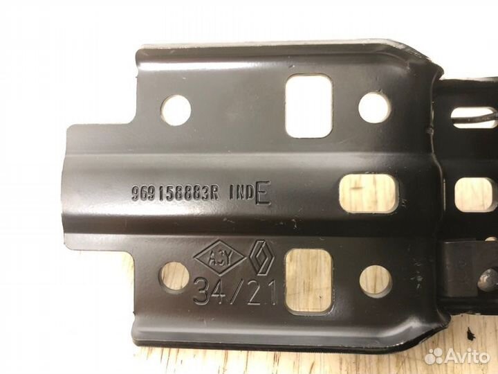 Подлокотник передний Renault Arcana