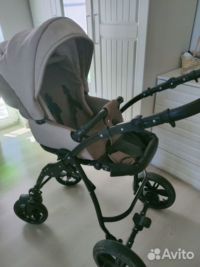 Коляска 2 в 1 в отличном состоянии