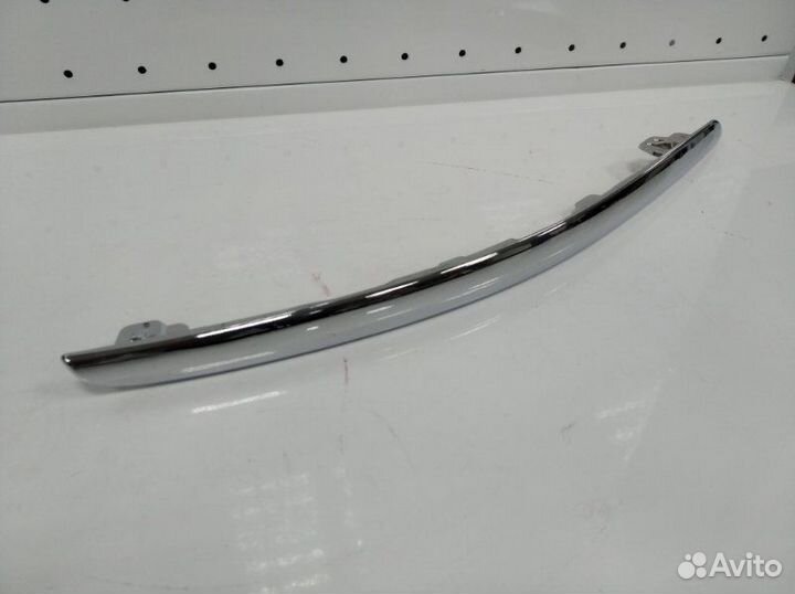 Накладка на бампер передняя правая Nissan Teana