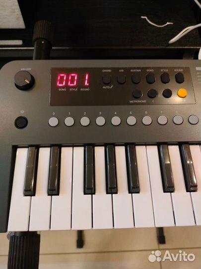 Синтезатор Medeli MK37