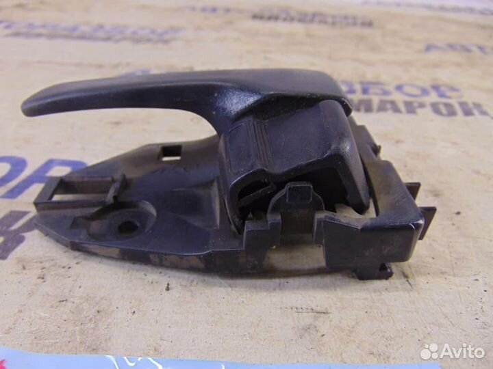 Ручка двери задней внутренняя левая для Mitsubishi