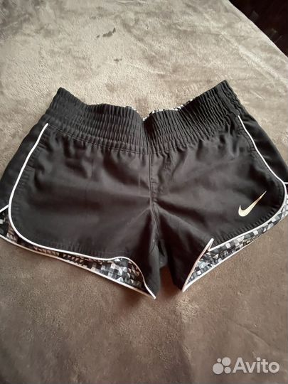 Шорты Nike