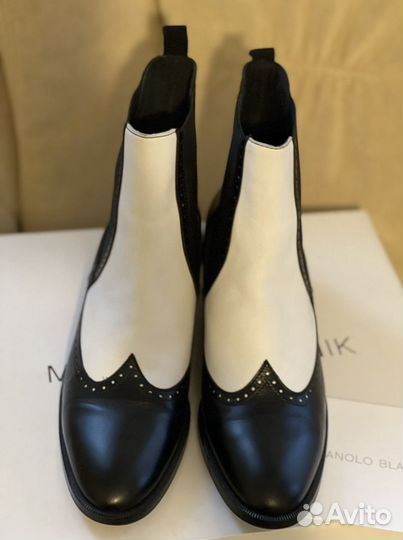 Ботильоны Manolo Blanhic