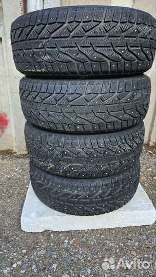 Kormoran SUV Stud 225/60 R17
