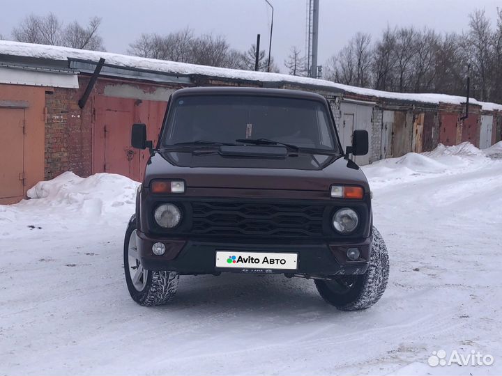 LADA 4x4 (Нива) 1.7 МТ, 2009, 200 000 км