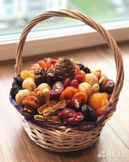 Букет сухофруктов и орехов