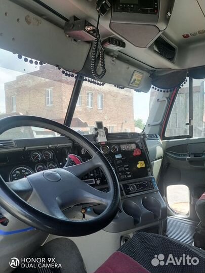 Freightliner Columbia, 2003