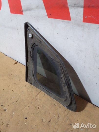 Форточка двери задняя правая Nissan Qashqai J11