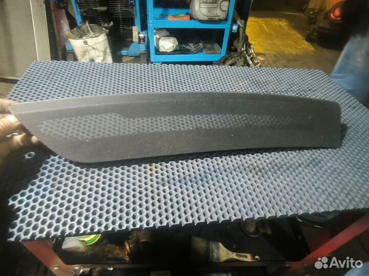 Накладка на торпедо Mercedes 166