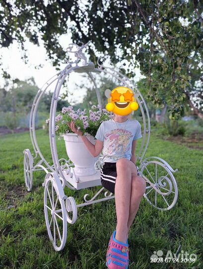 Кованная цветочница 