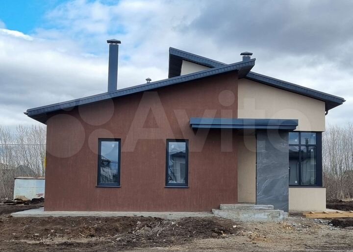 Дом 140 м² на участке 7,5 сот.