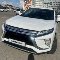 Mitsubishi Eclipse Cross 1.5 CVT, 2020, 68 500 км, с пробегом, цена 2 230 000 руб.