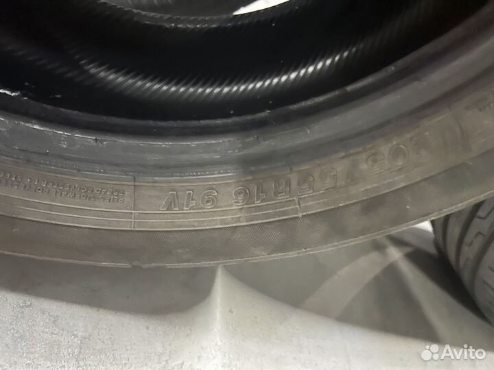 Yokohama 106ZS 205/55 R16