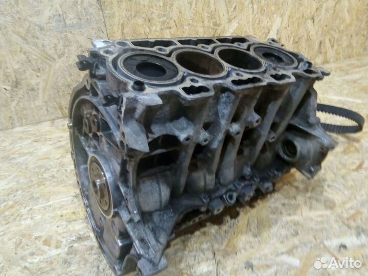 Блок цилиндров Volvo S40 2 рест. 2010 D4164T