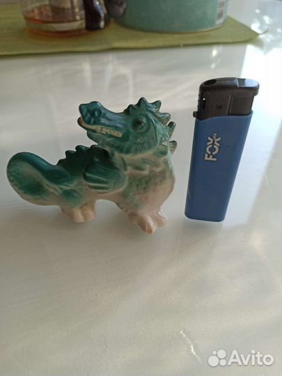 Статуэтка дракон