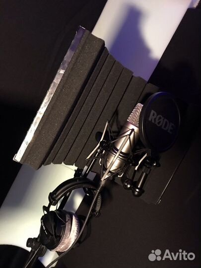 Музыкальный продюсер